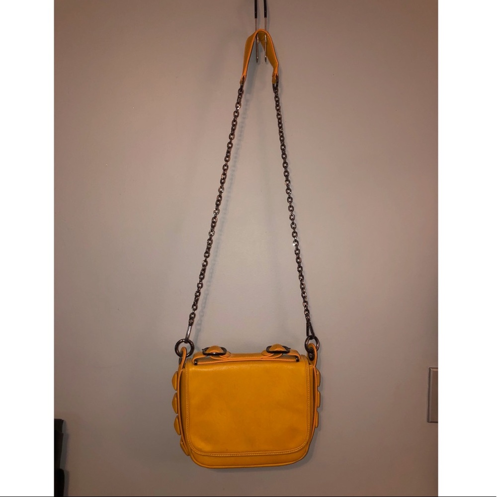 Izzy & Ali Mustard Yellow Crossbody